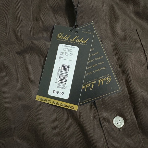 Button down - Picture 3 of 4